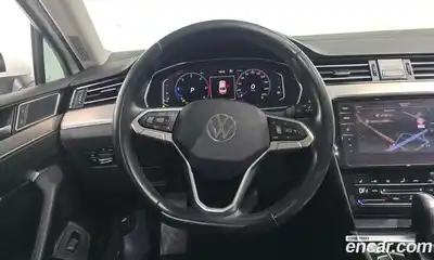 Volkswagen Passat 2022 2.0 автомат (гидро), миниатюра 12