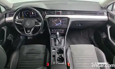 Volkswagen Passat 2022 2.0 автомат (гидро), миниатюра 7