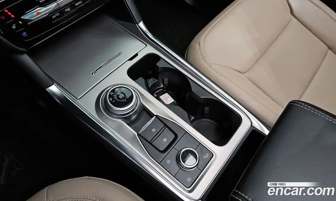 Ford Explorer 2022 2.3 автомат (гидро), фото 9