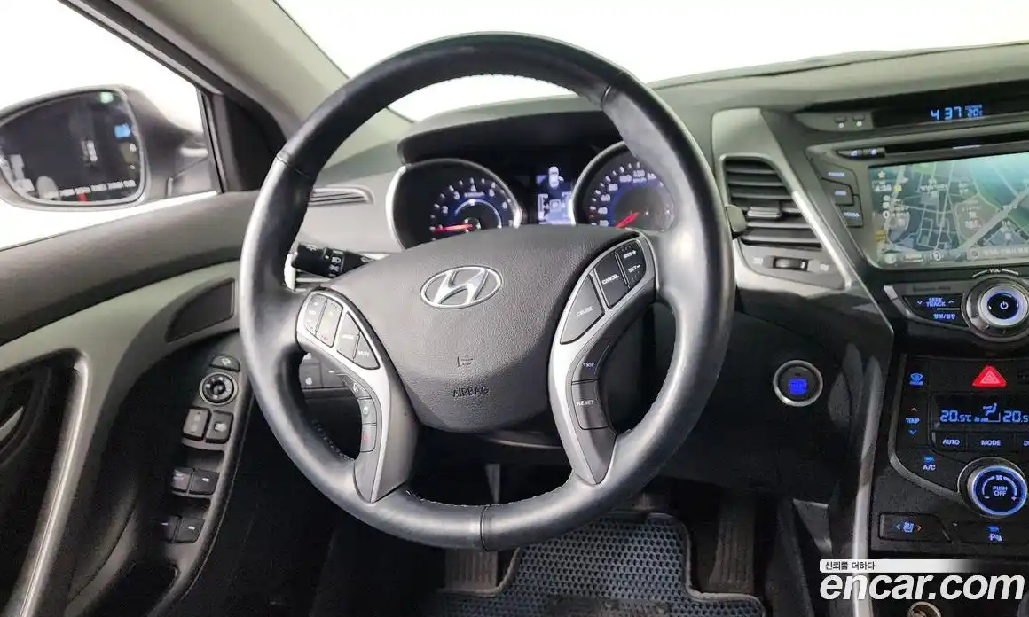 Hyundai Avante 2015 1.6 гидро, фото 13