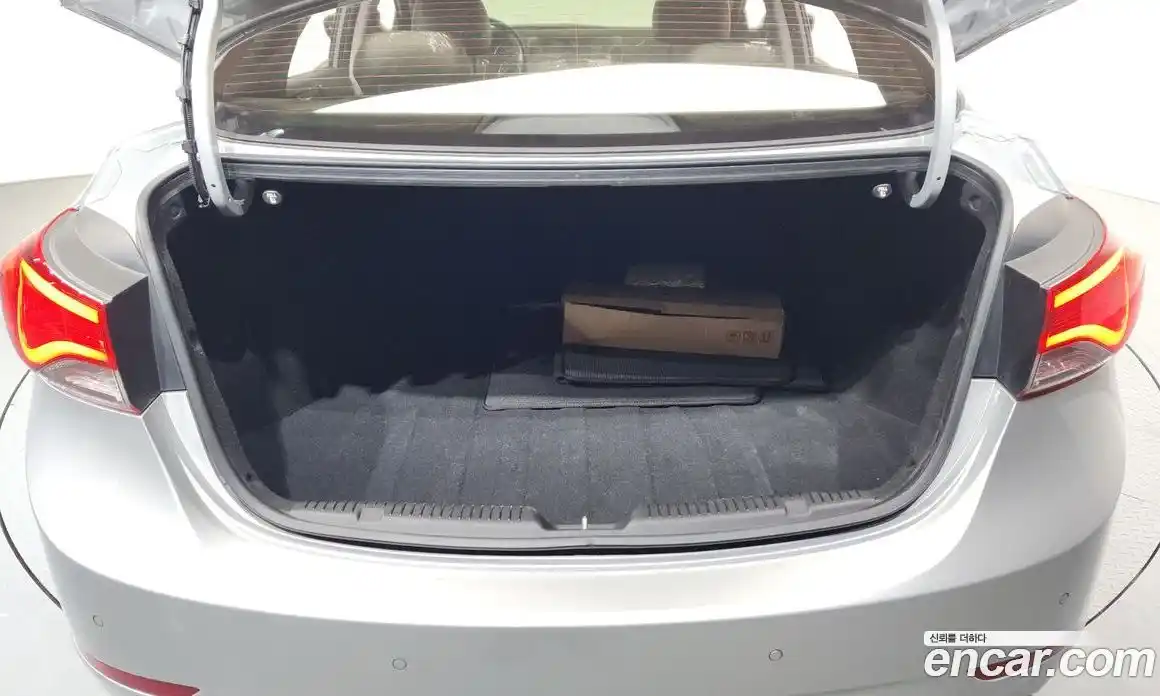 Hyundai Avante 2015 1.6 гидро, фото 19