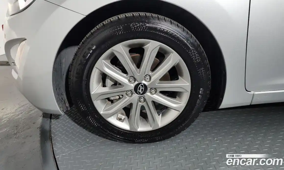 Hyundai Avante 2015 1.6 гидро, фото 5