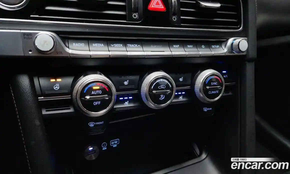 Genesis G70 2018 2.0 гидро, фото 16
