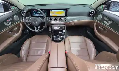 Mercedes-Benz E-Class 2017 2.0 гидро, миниатюра 7