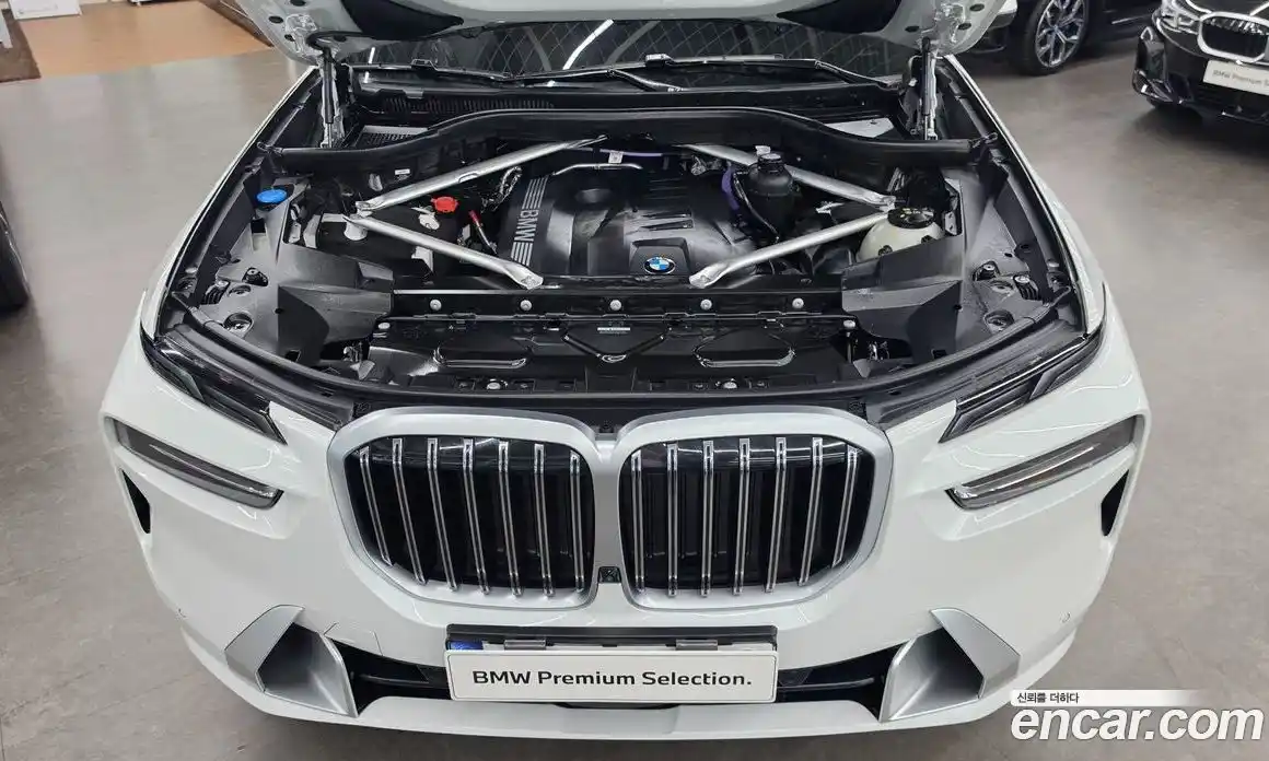BMW X7 2025 3.0 гидро, фото 6