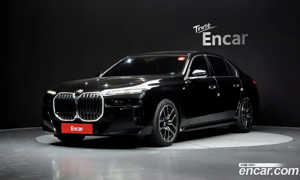 BMW 7-Series 2024 3.0 гидро, фото 1