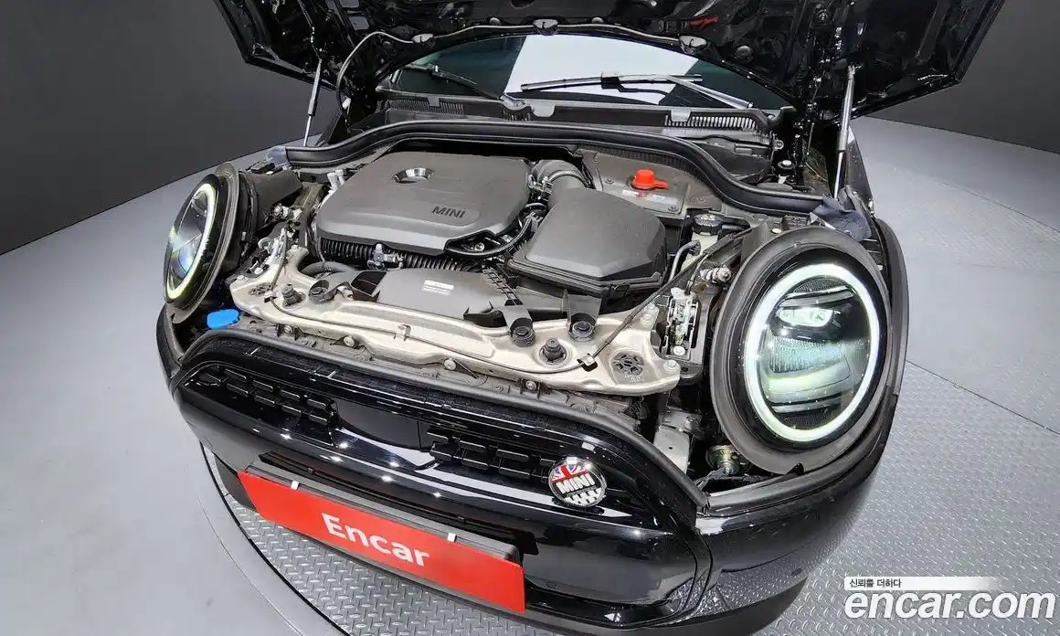 Mini Cooper 2025 2.0 автомат (гидро), фото 6