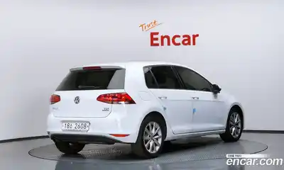 Volkswagen Golf 2013 1.6 автомат (гидро), миниатюра 2