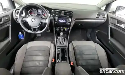 Volkswagen Golf 2013 1.6 автомат (гидро), миниатюра 7