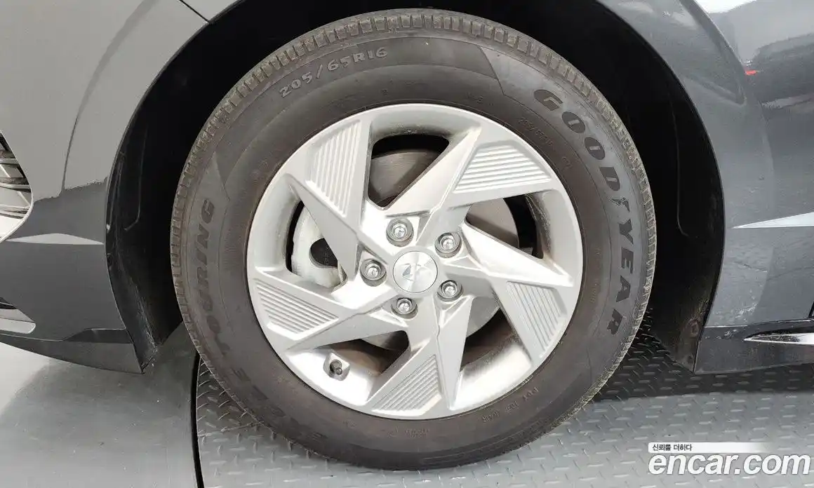 Hyundai Sonata 2023 2.0 гидро, фото 5