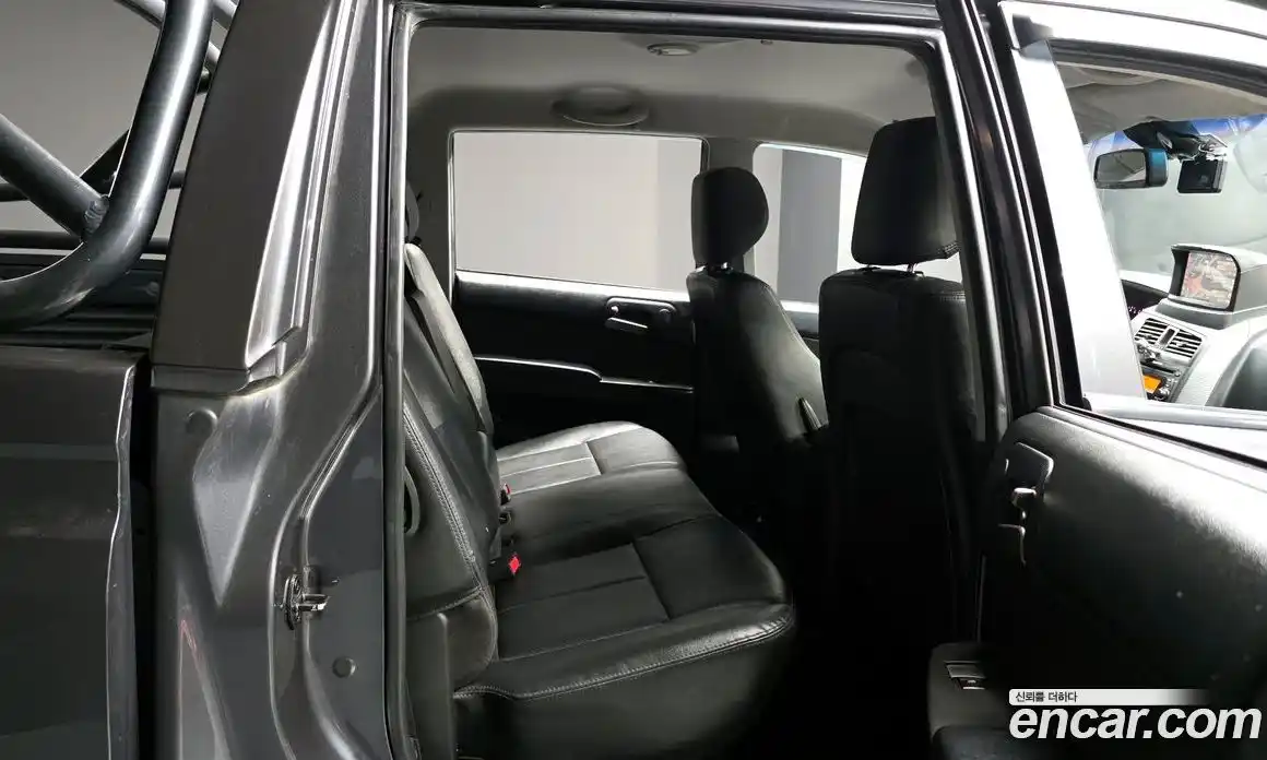 SsangYong Korando 2015 2.0 автомат (гидро), фото 12