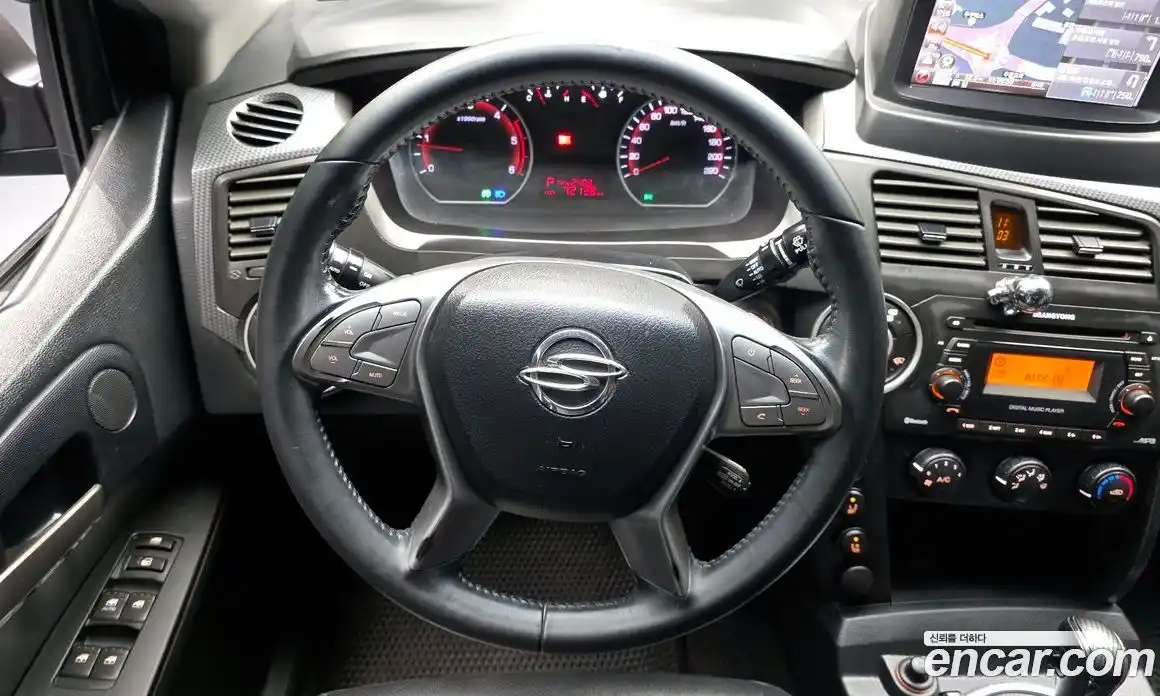 SsangYong Korando 2015 2.0 автомат (гидро), фото 13