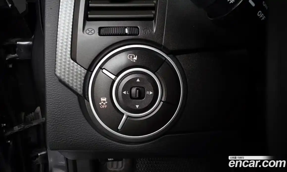 SsangYong Korando 2015 2.0 автомат (гидро), фото 19