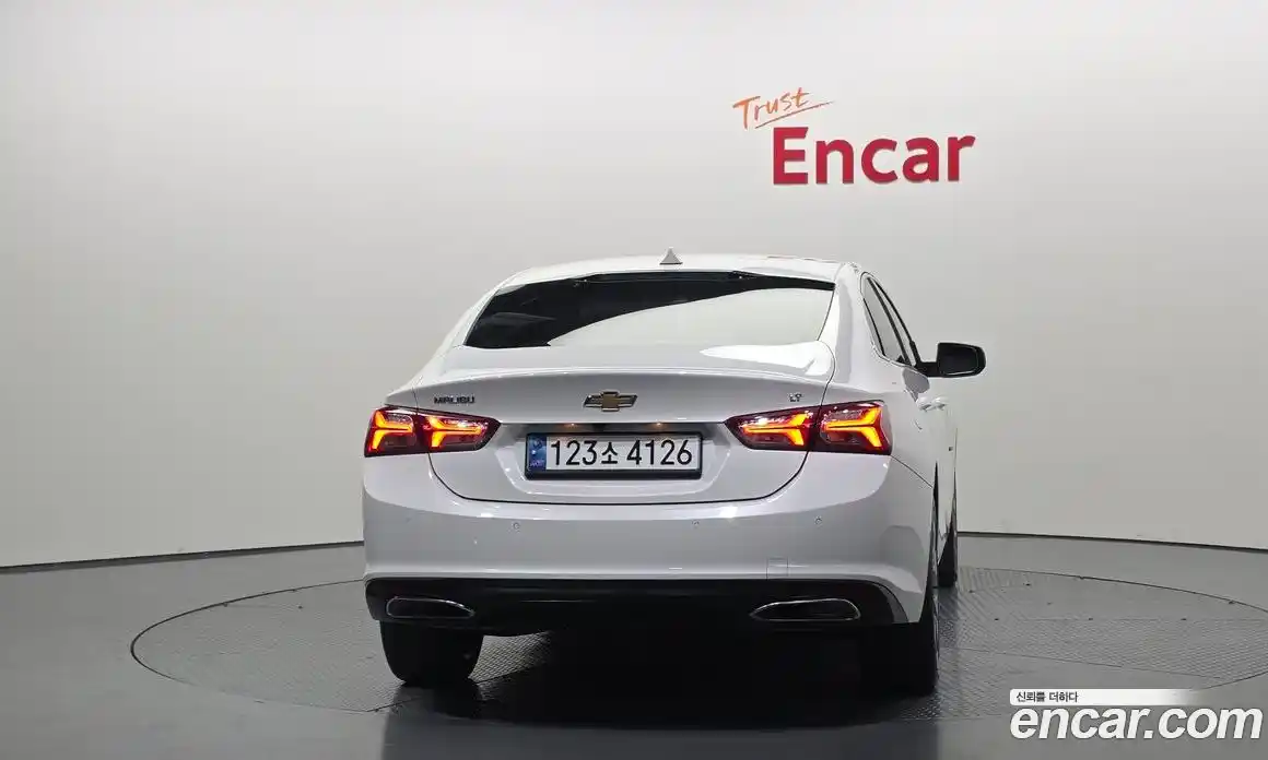 Chevrolet Malibu 2021 2.0 гидро, фото 4