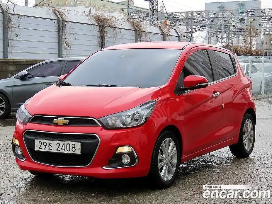 Chevrolet Spark 2015 1.0 гидро, фото 2