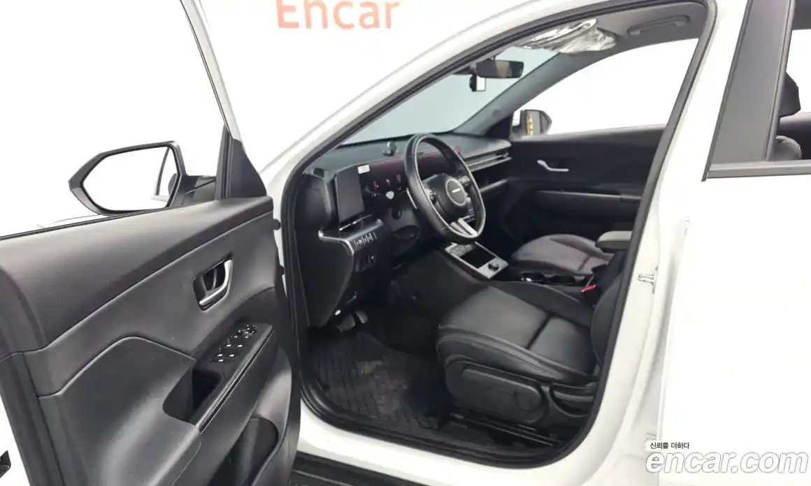 Hyundai Kona 2024 1.6 гидро, фото 13
