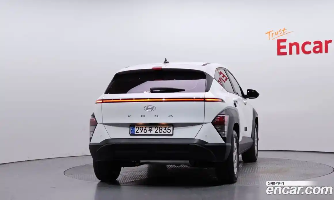 Hyundai Kona 2024 1.6 гидро, фото 4