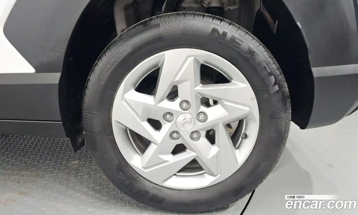 Hyundai Kona 2024 1.6 гидро, фото 7