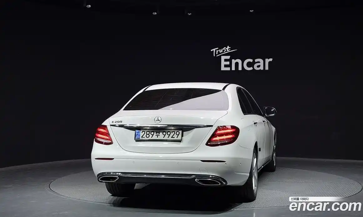 Mercedes-Benz E-Class 2018 2.0 гидро, фото 4