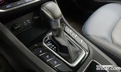 Hyundai Ioniq 2017 1.6 автомат (гидро), миниатюра 9
