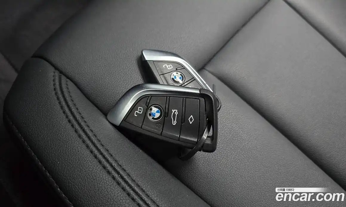 BMW 3-Series 2019 2.0 гидро, фото 22