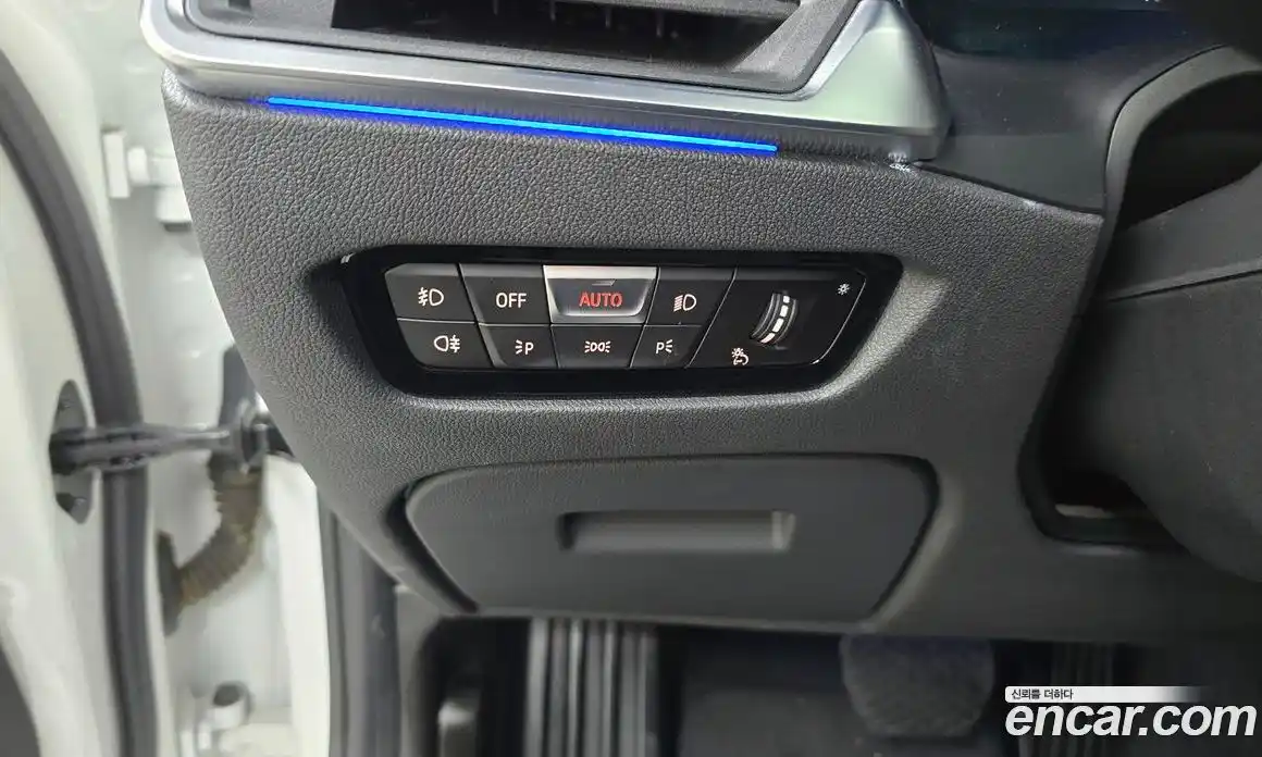 BMW 3-Series 2019 2.0 гидро, фото 25