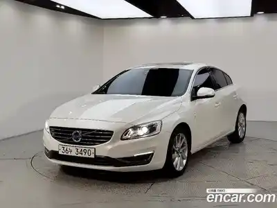 Volvo S60, 2015, 86 598 км
