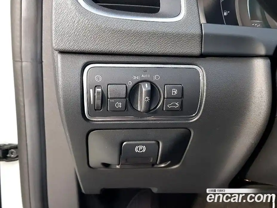 Volvo S60 2015 1.6 автомат (гидро), фото 11