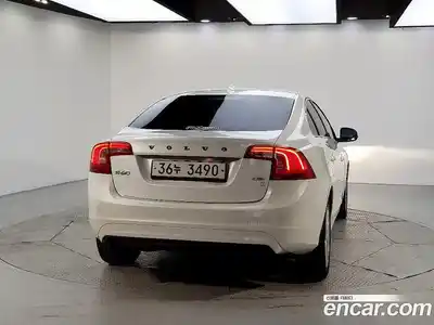 Volvo S60 2015 1.6 автомат (гидро), миниатюра 3