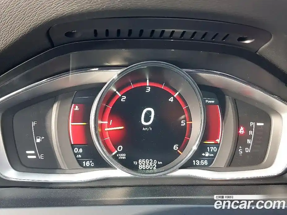 Volvo S60 2015 1.6 автомат (гидро), фото 7