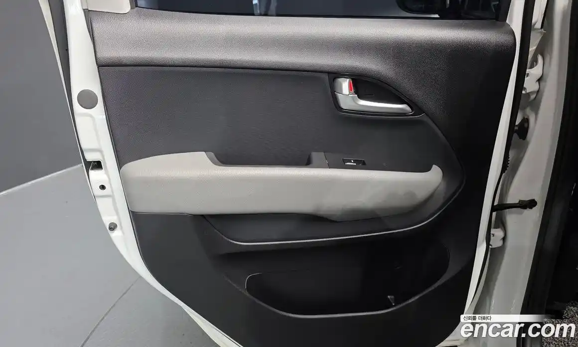 Kia Ray 2023 1.0 гидро, фото 15