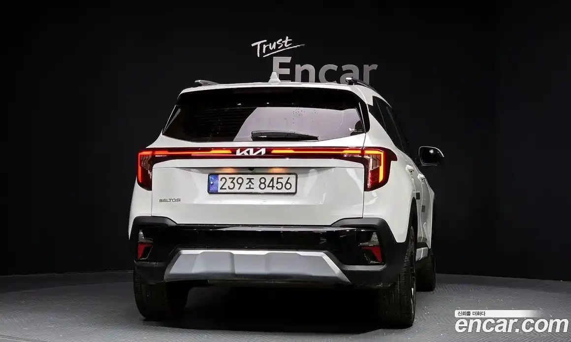 Kia Seltos 2024 2.0 гидро, фото 4