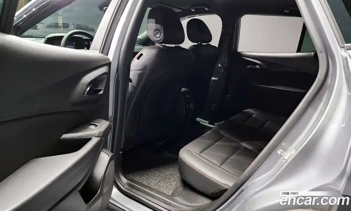 Chevrolet Trax 2023 1.2 гидро, фото 18