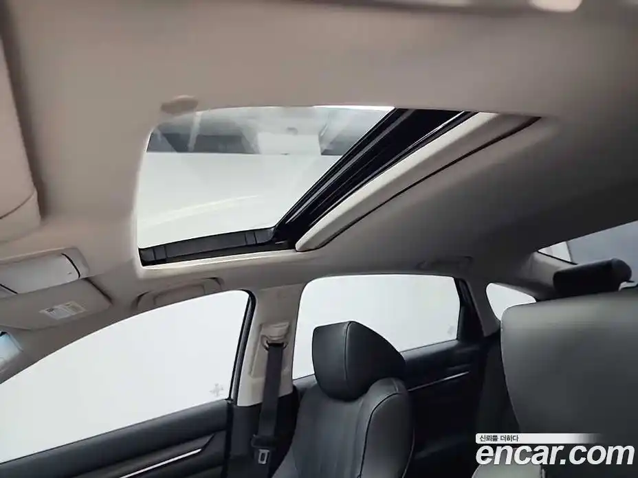 Honda Accord 2019 1.5 автомат (гидро), фото 15