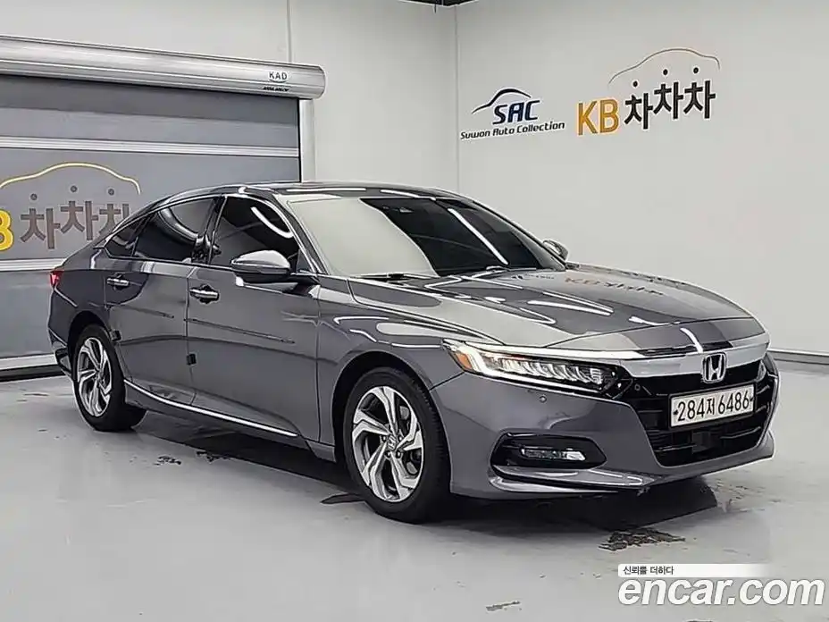 Honda Accord 2019 1.5 автомат (гидро), фото 4