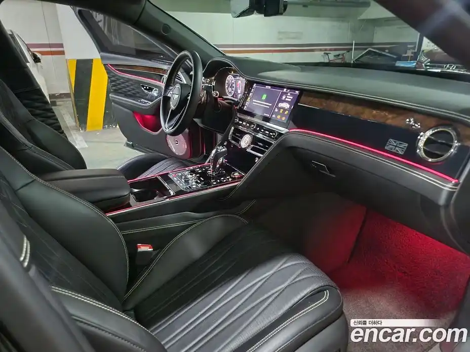 Bentley Flying Spur 2020 6.0 гидро, фото 17