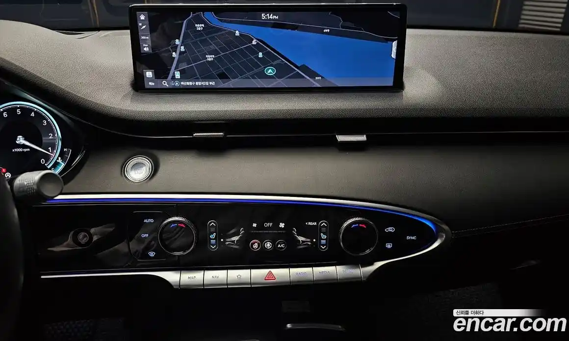 Genesis GV70 2021 2.5 гидро, фото 14