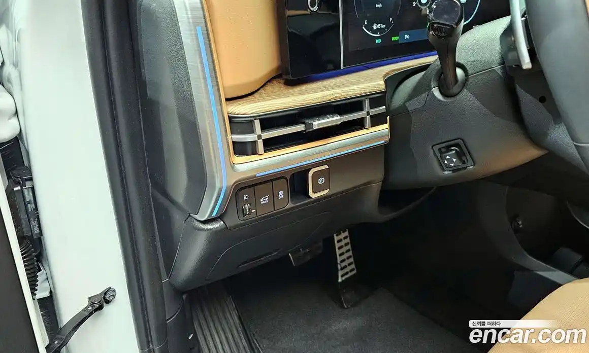 Hyundai Santa Fe 2023 1.6 гидро, фото 14