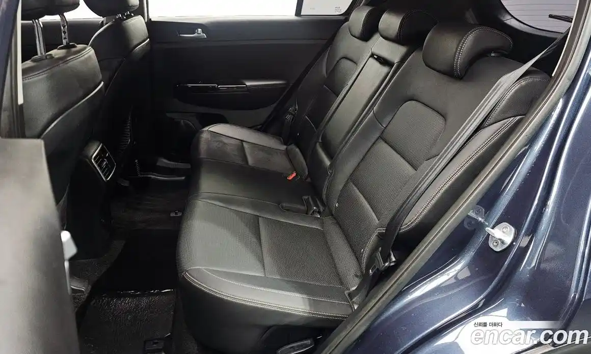 Kia Sportage 2016 2.0 автомат (гидро), фото 12