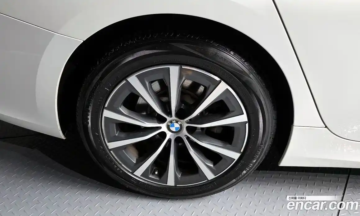 BMW 3 серия 2020 2.0 автомат (гидро), фото 5