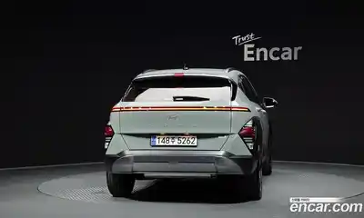 Hyundai Kona 2023 1.6 автомат (гидро), миниатюра 4