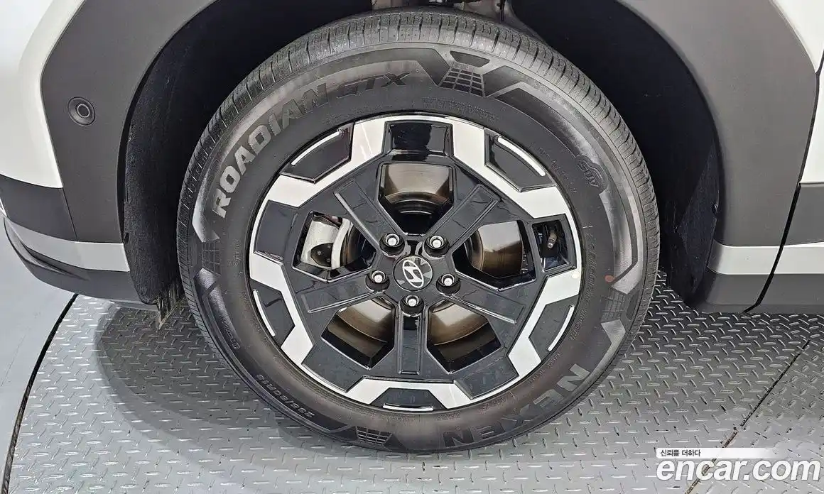 Hyundai Santa Fe 2024 2.5 гидро, фото 5