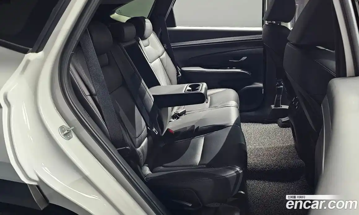 Hyundai Tucson 2022 1.6 автомат (гидро), фото 12