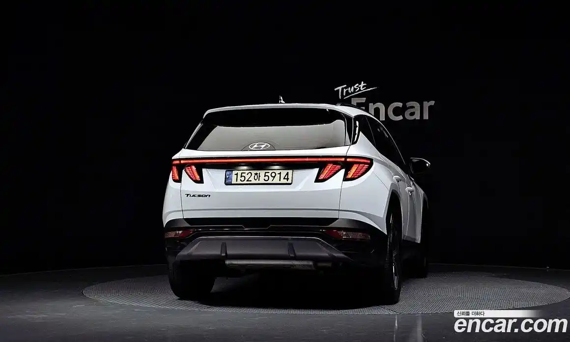 Hyundai Tucson 2022 1.6 автомат (гидро), фото 4
