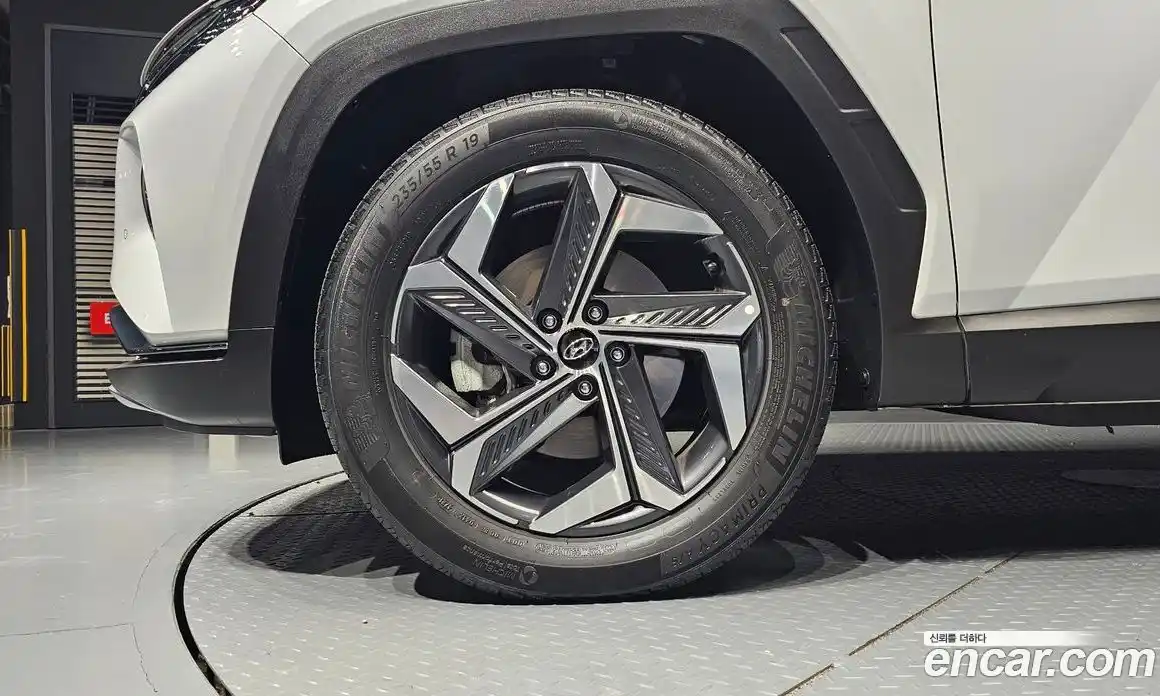 Hyundai Tucson 2022 1.6 автомат (гидро), фото 5