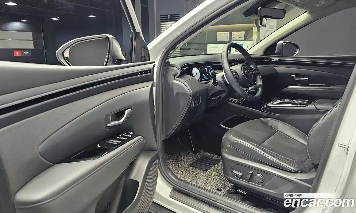 Hyundai Tucson 2022 1.6 автомат (гидро), фото 10