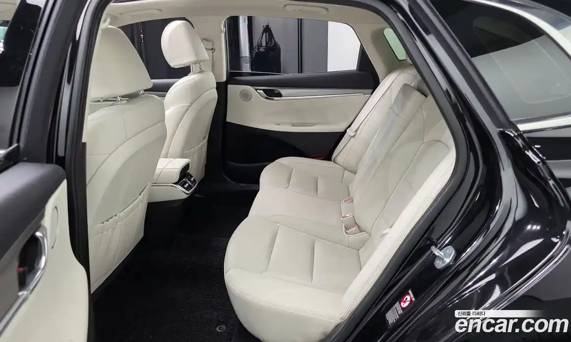 Hyundai Grandeur 2022 2.5 гидро, фото 12