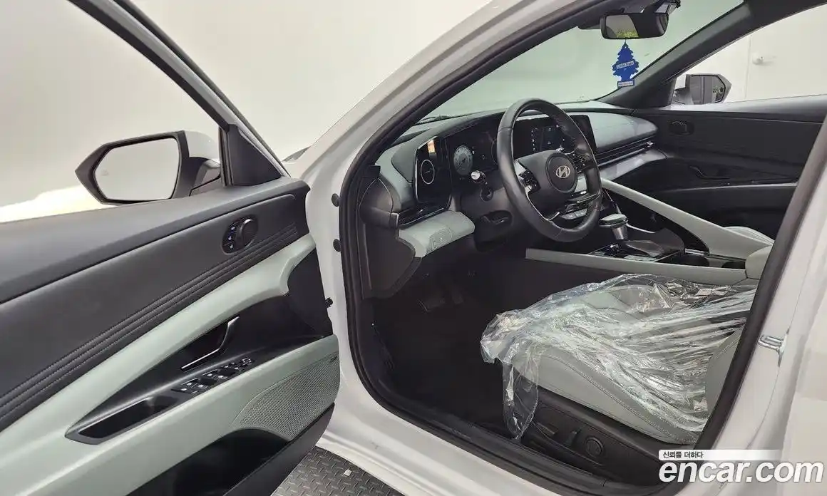 Hyundai Avante 2024 1.6 гидро, фото 12
