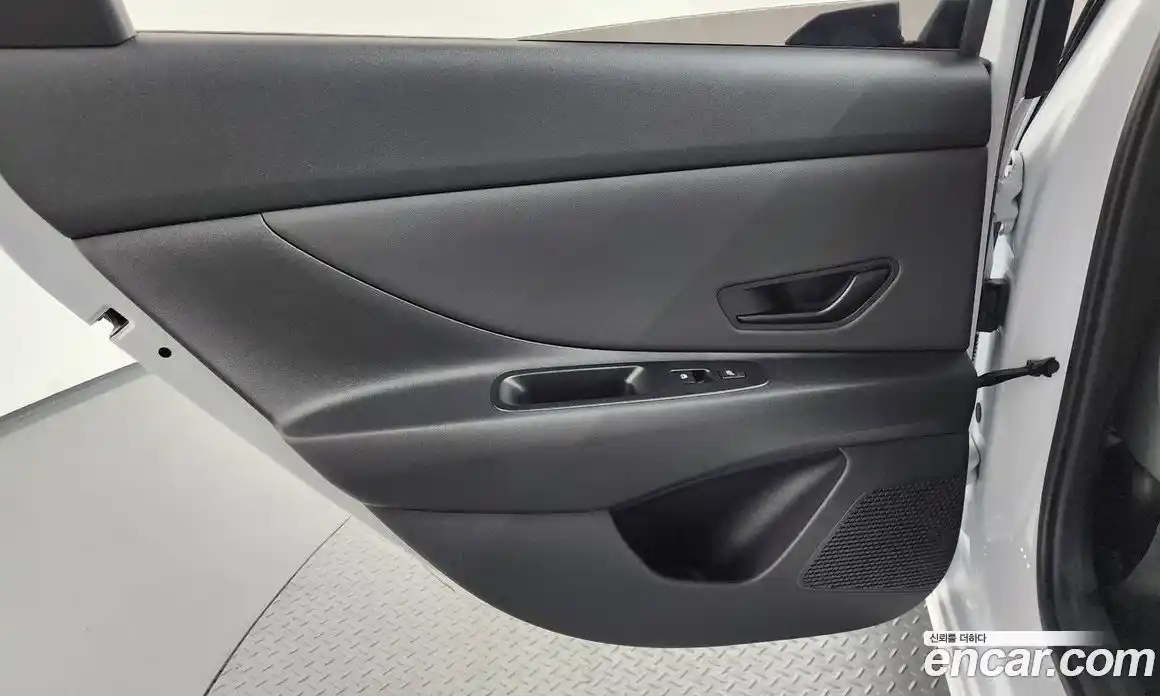 Hyundai Avante 2024 1.6 гидро, фото 14