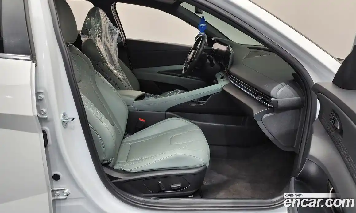 Hyundai Avante 2024 1.6 гидро, фото 16